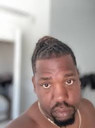 I am looking for someone that can do retwist for dreadlocks