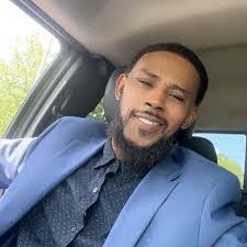 Reggie Bullard's Instagram, Twitter & Facebook