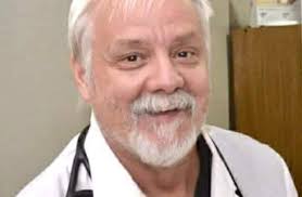 Emotiva despedida a médico fallecido