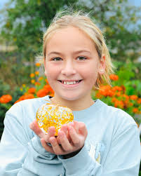 🍎 Golden Apple Awards are back! Every day, the people who make up the  School District of La Crosse—teachers, administrative assistants,  custodians, bus drivers, educational assistants, nutrition services staff,  technology services staff,