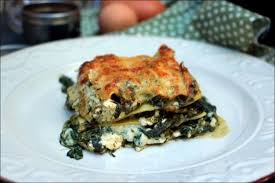 Lasagnes Aux Epinards Et A La Feta De Cyril Lignac Happy Papilles Recette Lasagnes Epinards Lasagnes Recettes De Cuisine