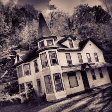 Haunted House In Jordan Mn Scary Places Haunted Places Desert Places