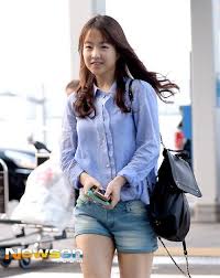 Park had at least 1 relationship in the past. Park Bo Young ë°•ë³´ì˜ Picture Hancinema The Korean Movie And Drama Database In 2020 Park Bo Young Fashion Park Bo Young Young Park