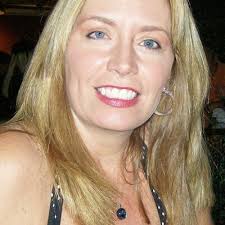 Lauri Ashley (@massagegirlie)