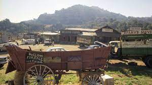Spahn ranch was formed in los angeles by matt green who had moved from his native new york the previous year. Spahn Ranch Where The Manson Family Launched Helter Skelter Curbed La