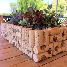 If i wanted to see diy ideas i will tune to youtube which i guess easily have millions of diy vids on it. Dishfunctional Designs Put A Cork In It Awesome Wine Cork Crafts Decor