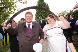 Das paar hat sich verlobt! Die Hochzeiten Bei Bauer Sucht Frau Auf Rtl