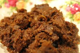 Ciri khas lainnya adalah selalu menggunakan santan sebagai bahan pelengkapnya. Azie Kitchen Rendang Daging Minang Foodie Recipes Food