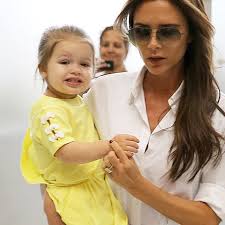 Entdecke rezepte, einrichtungsideen, stilinterpretationen und andere ideen zum ausprobieren. Eva Longoria Victoria Beckham Kein Hochzeitskleid Von Posh Gala De