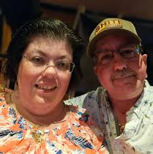 Affordable barbershops in Okeechobee for hair dye?