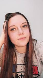 Allie Howe's Instagram, Twitter & Facebook