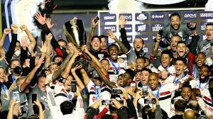 Às vezes eles se sentem obrigados a interferir no jogo quando o. Fim Da Fila E Campeao Sao Paulo Vence Palmeiras E Conquista Paulistao 2021