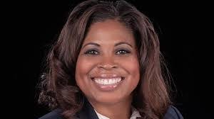 Cynthia Latson's Instagram, Twitter & Facebook