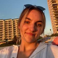 Claire Krabacher (@c_krabacher)