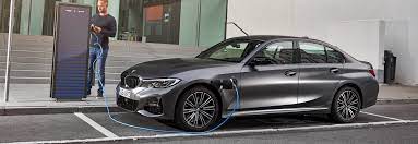 The 3 series we tested recently was equipped with the m sport, premium, track handling, executive, and driving assistance pro packages, which elevated its. Bmw 330e Plug In Hybrid 2019 Review Car Keys