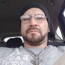 Donald Steck's Instagram, Twitter & Facebook