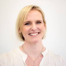 After eight incredible years at Jordans Ryvita, I'm hitting pause. I've  decided to step away and take some time out to explore what's next. It's  been an amazing ride — full of