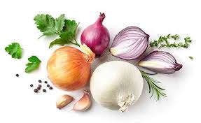 Peel the onions and chop them into small pieces. Top Benefits Of Onion For Hair Femina In