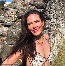 Sophie Anderton 43 Shows Off Her Supermodel Figure In Swimwear As She Spends Lockdown In Ireland