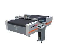 Factory Sales CNC Edge Tracking Cutter Machine for Indoor Mat Yoga Mat  Rubber Roller Blinds Knife Cutting Machine