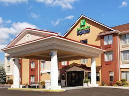 3526 outdoor world drive, kodak, tn, 37764. Holiday Inn Express Sevierville Hotels Budget Hotels In Sevierville By Ihg