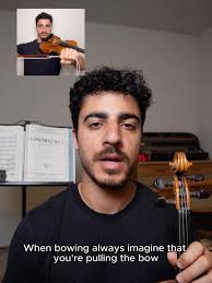 The detache or “brush stroke” is the most common bow stroke and there's a  lot of subtleties that go into really mastering it One very important  aspect is feeling the free movement