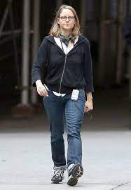 Charles foster, kit bernard foster. Jodie Foster Steckbrief News Bilder Gala De