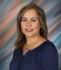 Mindy Acosta's Instagram, Twitter & Facebook