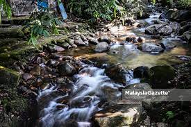 Hulu langat district sınırlarındaki doğa ve parklar. Sungai Congkak Sunyi Tiada Kelibat Manusia Perintah Kawalan Pergerakan