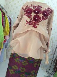 Desain baju kerja, bahan kain yang digunakan dan penggunaan warna merupakan beberapa faktor yang mampu menciptakan atmosfer kerja dan mempengaruhi brand suatu perusahaan secara. 22 Ide Model Baju Organdi Model Pakaian Pakaian Wanita Model Pakaian Hijab