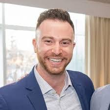 Tara Giese's Instagram, Twitter & Facebook