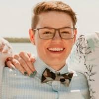 Stacy Conrad's Instagram, Twitter & Facebook