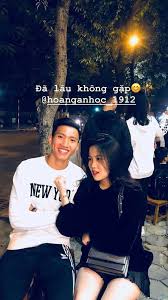 Tiểu sử, đời tư, tình cảm của cầu thủ viết nên hàng loạt kỳ tích cho bóng đá nước nhà và vươn ra thế giới ở tuổi 20 khi thức chính đoàn văn hậu là một trong những cầu thủ trẻ tài năng của u23 việt nam. Vá»«a Yeu Xa VÄƒn Háº­u Va Báº¡n Gai Ä'a Xoa Háº¿t áº£nh Ä'oi Tren Trang Ca Nhan