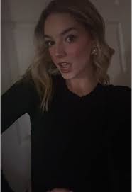 Katelyn Pena's Instagram, Twitter & Facebook