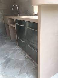 b cc cuisine d ete exterieure en beton cire couleur cappuccino ma s cuisine beton beton cire cuisine exterieur