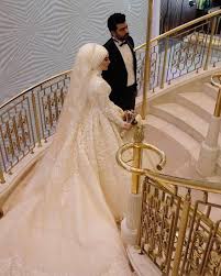 Is it okay not to wear a hijab on the muslim wedding ceremony? Long Sleeves Muslim Bridal Ball Gown Lace Hijab Wedding Dresses L1027 China Wedding Dresses And Bridal Dress Price Made In China Com