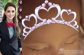 hannah quinlivan reveals photo of baby daughter hathaway hannah quinlivan daughter celebrity babies