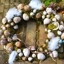 Mein Schneckenkranz Zwei Jahre Lang Habe Ich Schneckenhauser Im Garten Gesammelt Naturlich Nachdem Die Ei Weihnachtsdeko Basteln Weihnachtsschmuck Diy Kreativ