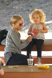 One year later, in 2014, the couple welcomed their second daughter, delta bell shepard, in december. Dax Shepard Kids Kristen Bell Dax 2020