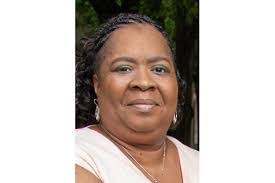 Veronica Shaw's Instagram, Twitter & Facebook