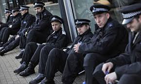 Uk Riots 2011 16k Police Ready To Use Plastic Bullets Keep