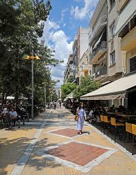 Σουβλάκια, εύκολα και γρήγορα με αποκλειστικές προσφορές. Nea Smyrnh Olh H Polh Mia Megalh Plateia H Ka8hmerinh