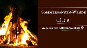 Wir wurden in diesem jahr bereits mit einigen rekordbrechenden hitzewellen konfrontiert, wobei der himmel zwischen der sengenden sonne und. Sommersonnenwende Litha Das Feuer In Dir Wege Ins Ich Mit Heilpflanzen