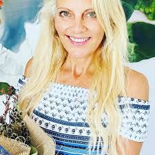 Marie Corral's Instagram, Twitter & Facebook