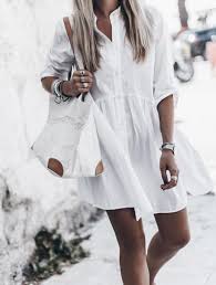 Kisa Beyaz Elbise Modelleri 2019 2020 Trendler Ve Moda Moda Stilleri Moda Gomlek Elbise