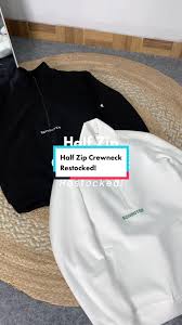 Restock Crewneck Half Button yang Ditunggu!