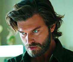 Kivanc Tatlitug Kivo Uzun Sac Modelleri Unluler Portre