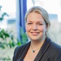 Jennifer Nellessen's Instagram, Twitter & Facebook