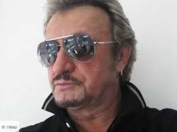 Les sosies sont tous connectés. Combien Touche Un Sosie Officiel De Johnny Hallyday Pour Ses Prestations Voici