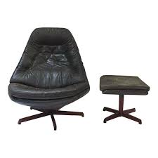 Bring an upscale edge to your living room setting with the carmel leather chair and storage ottoman. Mid Century Modern Danish Leather Chair Ottoman Set All Original Swivel Chair With Footstool Chairish